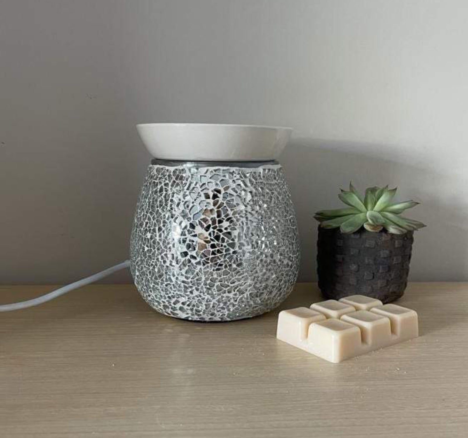 Silver Crackle Mosaic Electric Aroma Lamp - unlit